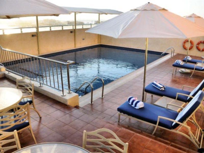 Hotel Al Hamra Sharjah