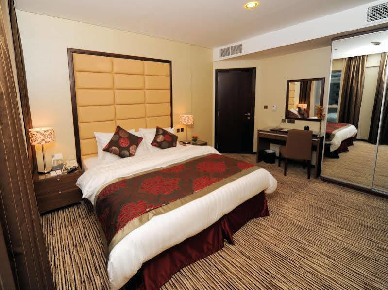 Hotel Al Hamra 4*