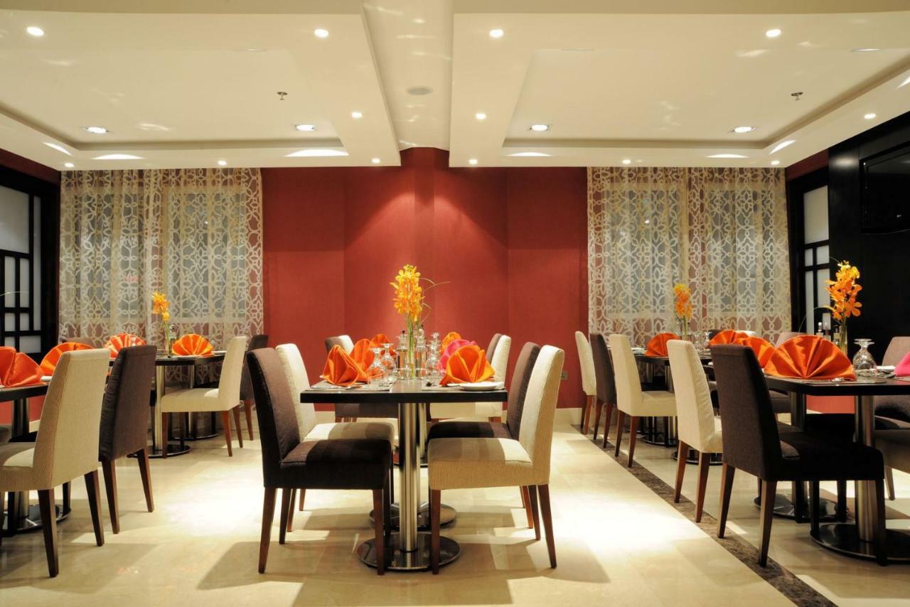 Hotel Al Hamra Sharjah