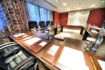 فندق الحمراء 4*